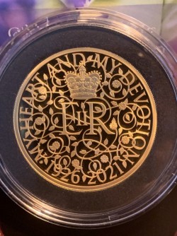 画像追加！！ 2021年 英国 エリザベス二世95歳記念 5オンスプルーフ金貨