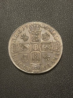 1705年に次ぐレア年 Pre-Unionの希少性の高い一枚 1706年 英国 アン女王 クラウン銀貨 PLUMES & ROSES