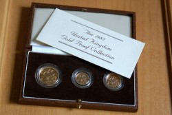 1983年英国ソブリンプルーフ金貨3枚セット