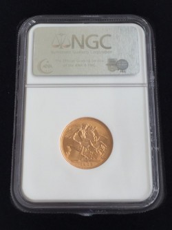 最高鑑定 1968年 英国 エリザベス2世 ソブリン金貨 NGC MS65