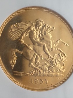 間違いなく国内最安値！！ 1937年英国ジョージ6世5ポンド金貨 NGC PF64