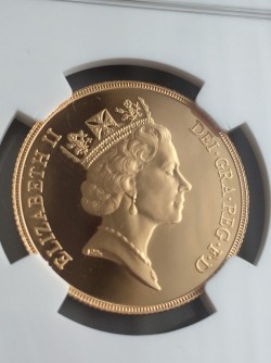 1985年英国3ソブリンプルーフ金貨 NGC PF70UC