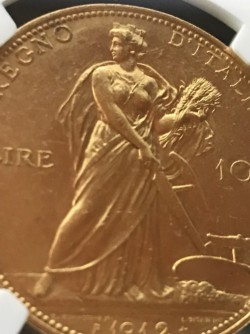 大幅値下げ！ 国内最安値 1912年R イタリア100リラ金貨 エマヌエレ3世 麦を刈る女神 NGC MS62