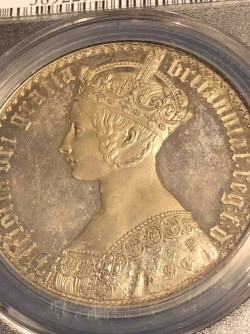 高鑑定 1847年 英国 ヴィクトリア女王 ゴチッククラウン銀貨 PCGS PR65+ CAMEO